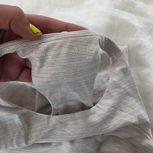 Outdoor Voices TechSweat Flex Set in White Sand - Picture 3 of 4